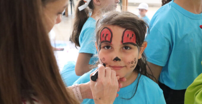 DÜZCE BELEDİYESİNDEN ÇOCUK İŞÇİLİĞİNİ ÖNLEME PROJESİNE DESTEK