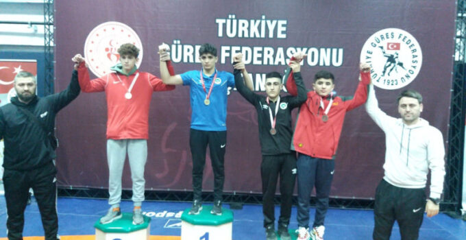 DÜZCE’YE 4 MADALYA İLE DÖNDÜLER