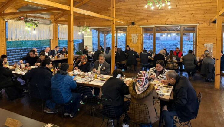 Çilimli Kaymakamı ve Belediye Başkanı Şehit Aileleri ile Gazilerle İftarda Buluştu