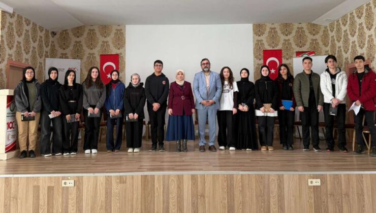 İmam Hatip Lisesi’nde “Ramazannâme” Söyleşisi Düzenlendi