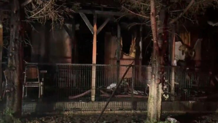 Düzce’de Ev Yangını; Ahşap Ev Küle Döndü