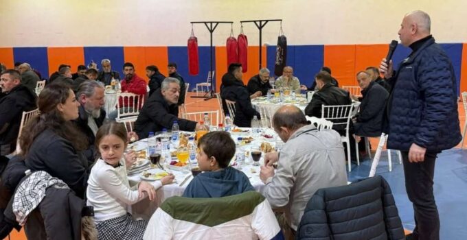 Başkan Yılmaz Yıldız, Personel ve Emeklilerle İftarda Bir Araya Geldi