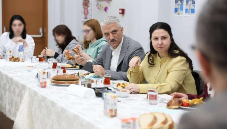 Söz Verdi, Unutmadı: Vali Makas Çocuklarla Kahvaltıda Buluştu