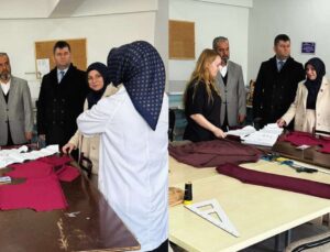 Düzce İl Millî Eğitim Müdürü, Çilimli’de Kurs ve Eğitim Faaliyetlerini Yerinde İnceledi