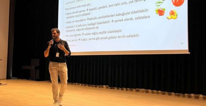 Akçakoca’da Öğrencilere “Genç Akademisi” Eğitimi Verildi