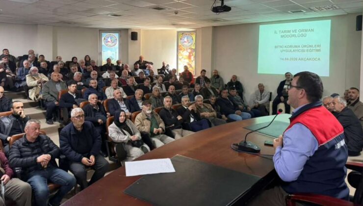 Akçakoca’da Üreticilere “Bitki Koruma ve B-Reçete” Eğitimi Verildi