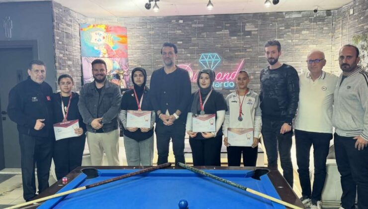 Genç Bilardocular Düzce’de Kıyasıya Yarıştı